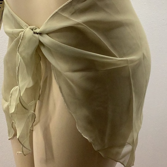 Zuliana lettuce trim tie sarong. 
Best fits size S/M. Made in USA NWT - Picture 3 of 4